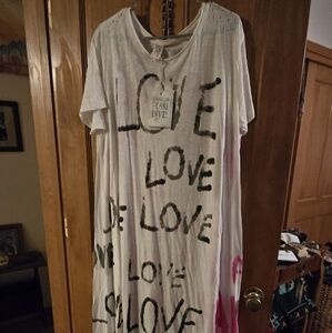 Magnolia Pearl Mi Amour Love T Shirt Dress